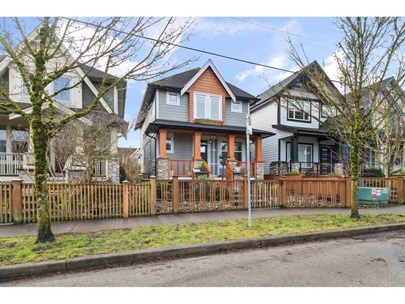17394 2 AVENUE, Surrey, BC, V3Z9P9