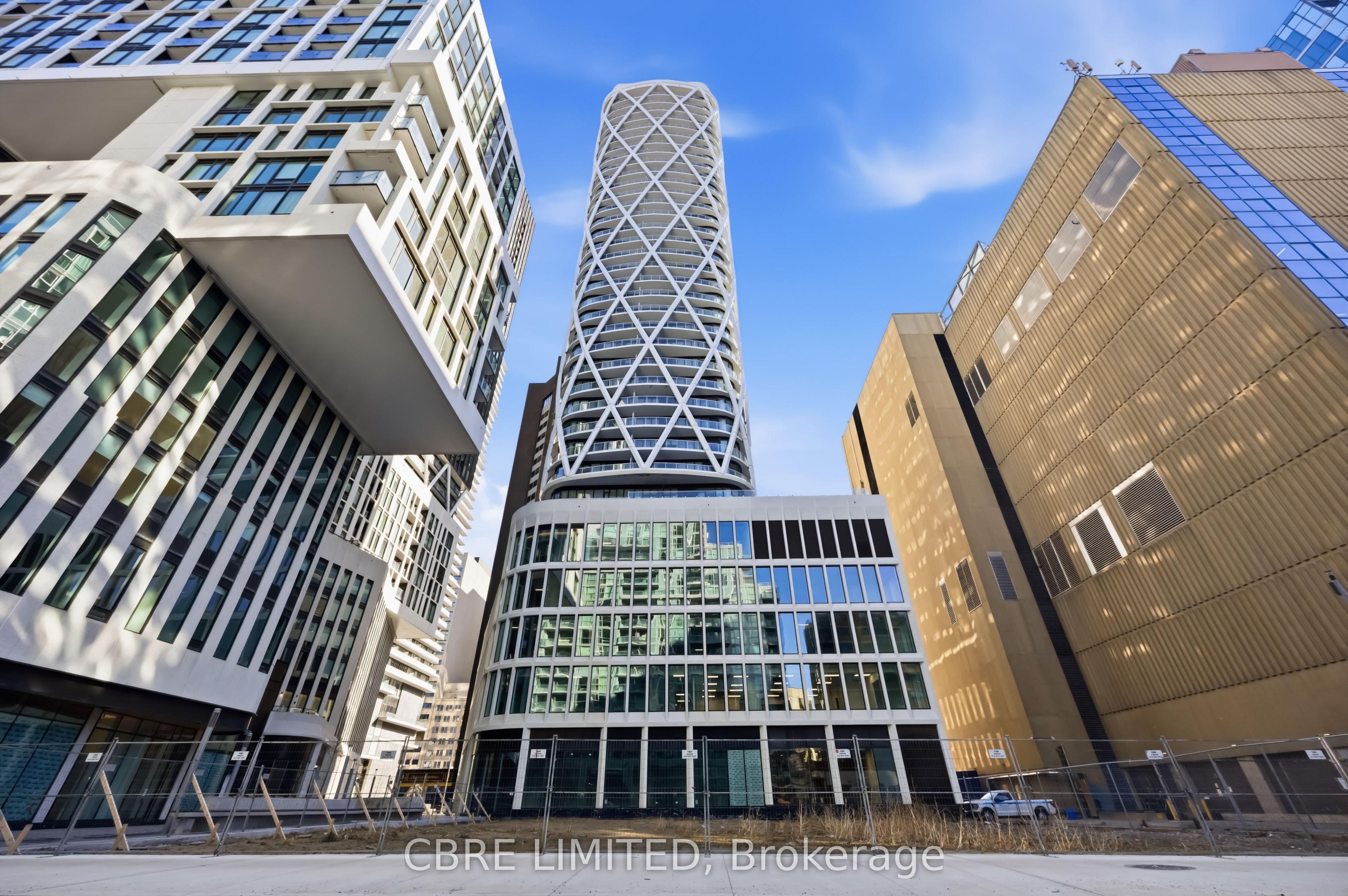 Additional image 2 of 302-230 Simcoe Street, Toronto, ON, M5T 1T4