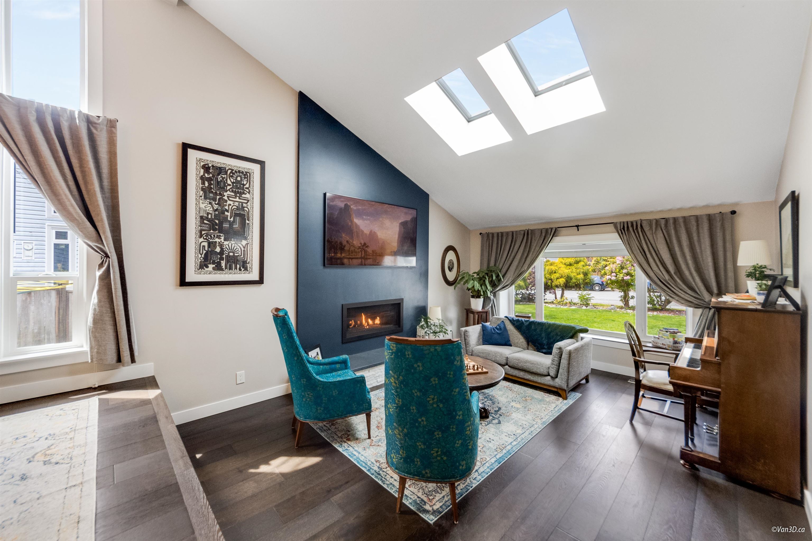 Additional image 3 of 38582 Westway Avenue, Squamish, BC, V8B 0L6