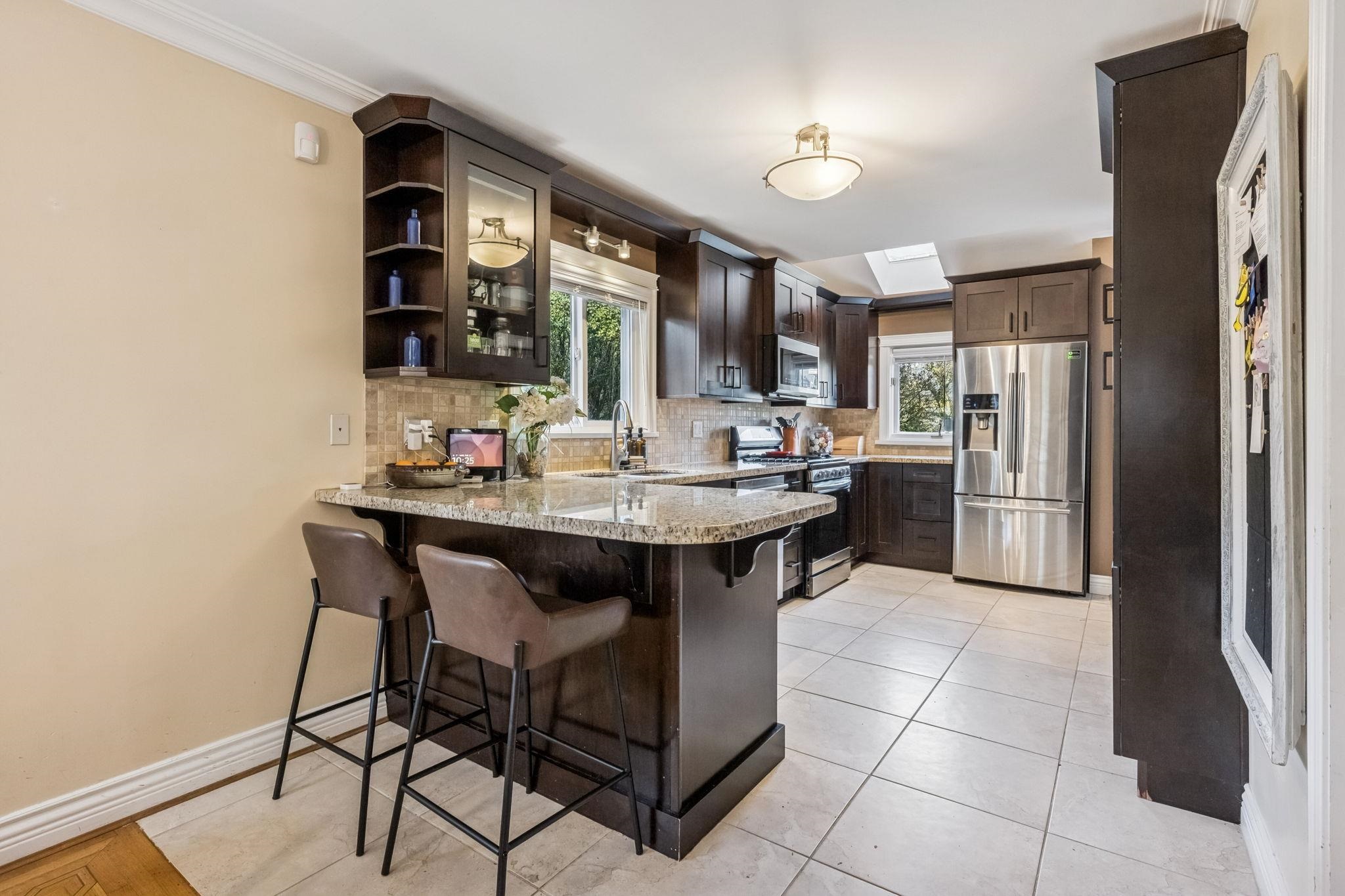 Additional image 5 of 2819 13th Avenue W, Vancouver, BC, V6K 2T6