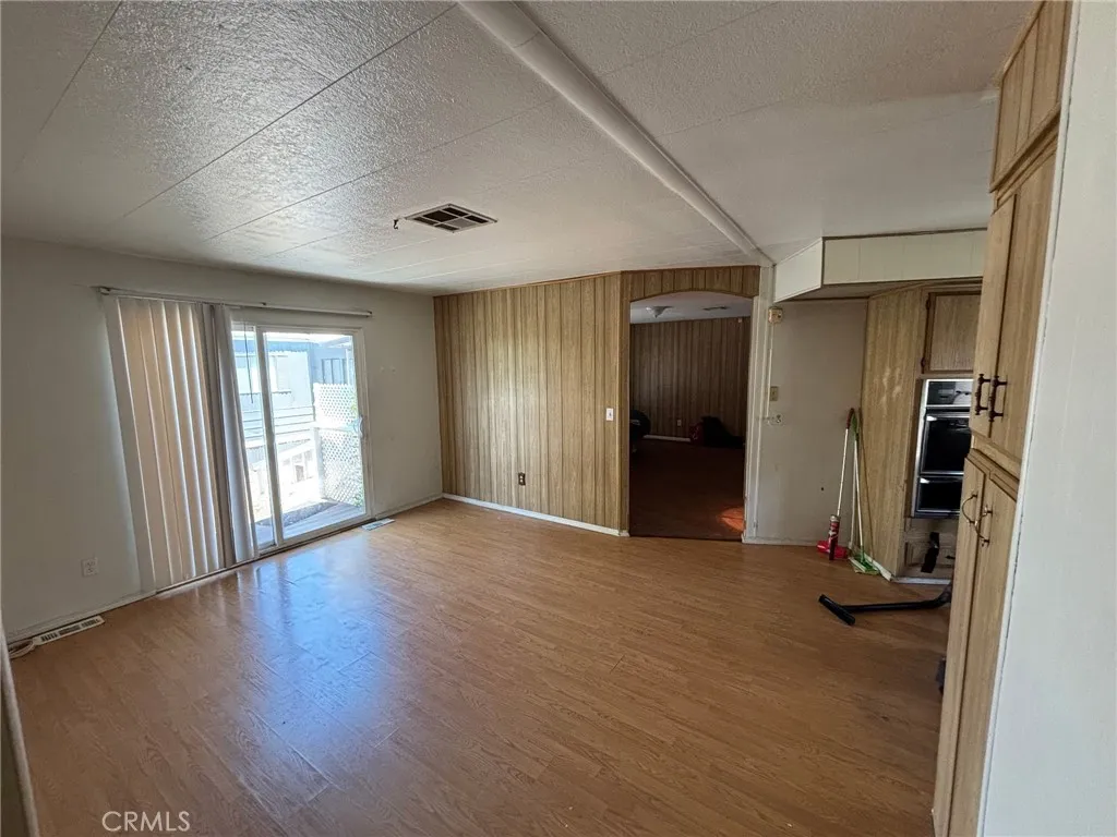 Additional image 8 of 1701 S Thornburg Street, Santa Maria, CA 93458