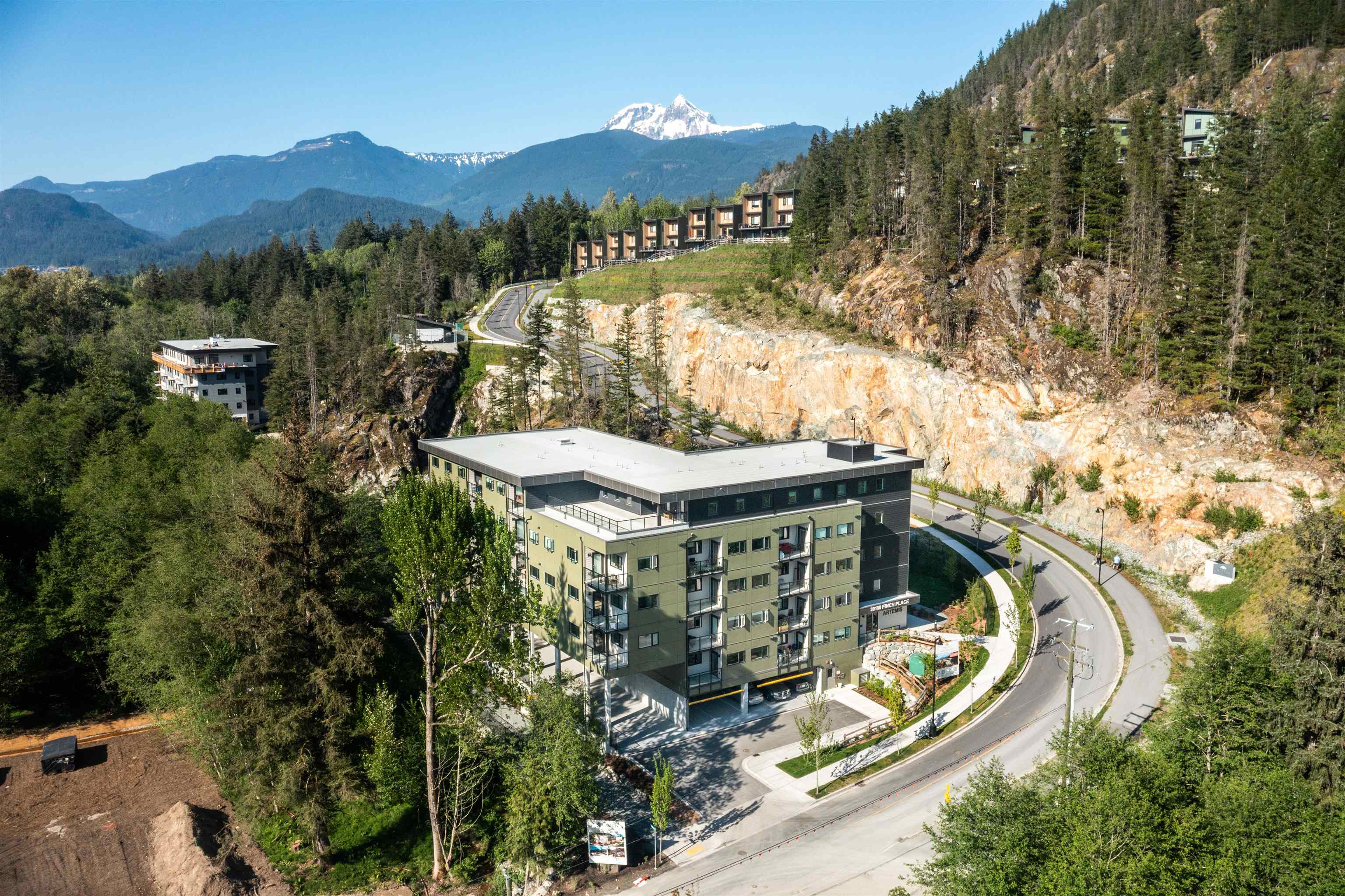 508-39180 Finch Place, Squamish, BC, V8B 1G8
