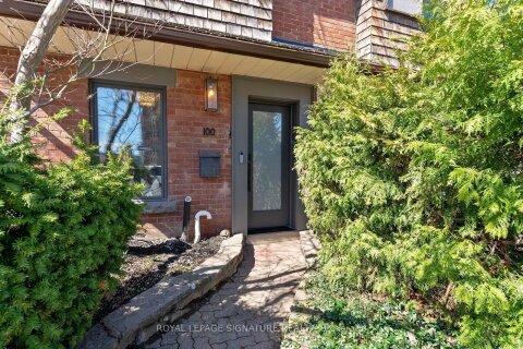 Additional image 8 of 100 Sussex Avenue, Toronto, ON, M5S 1K3