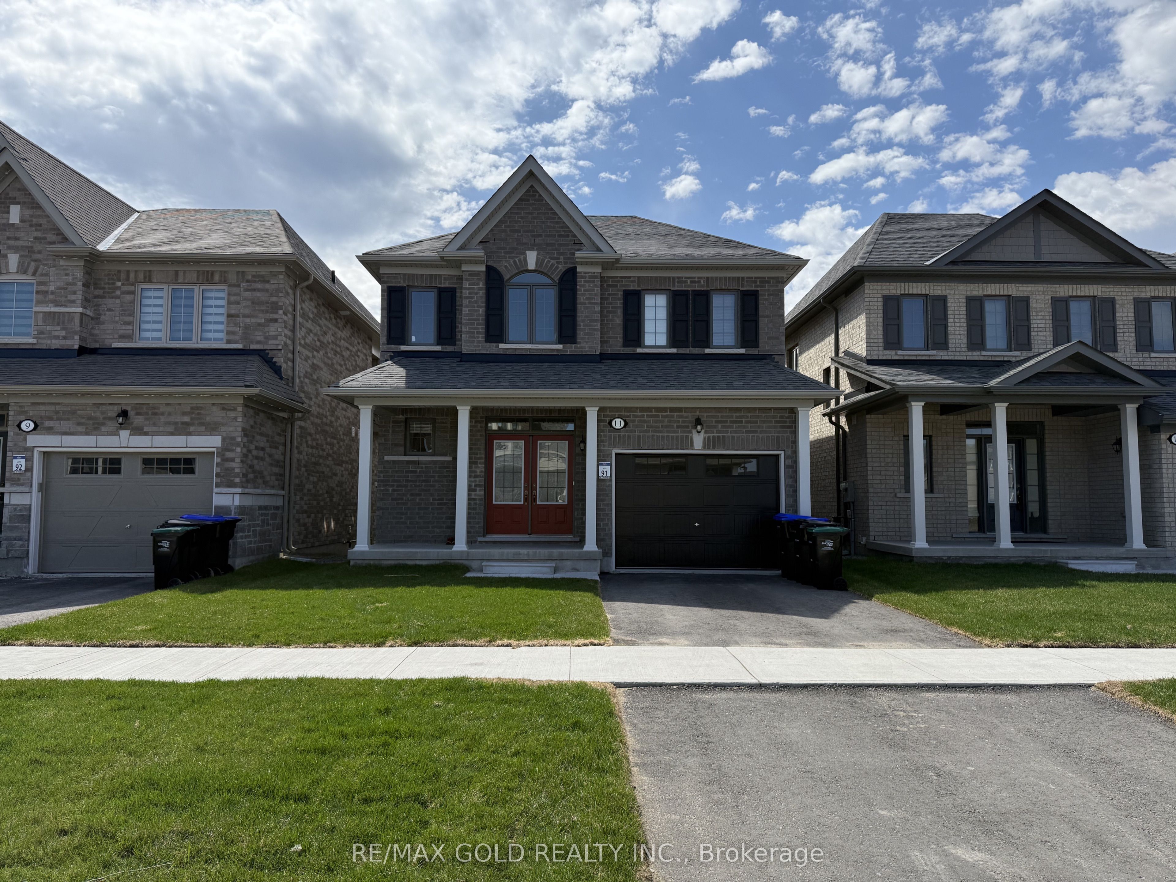 11 Fenn Crescent, New Tecumseth, ON, L9R 0X1
