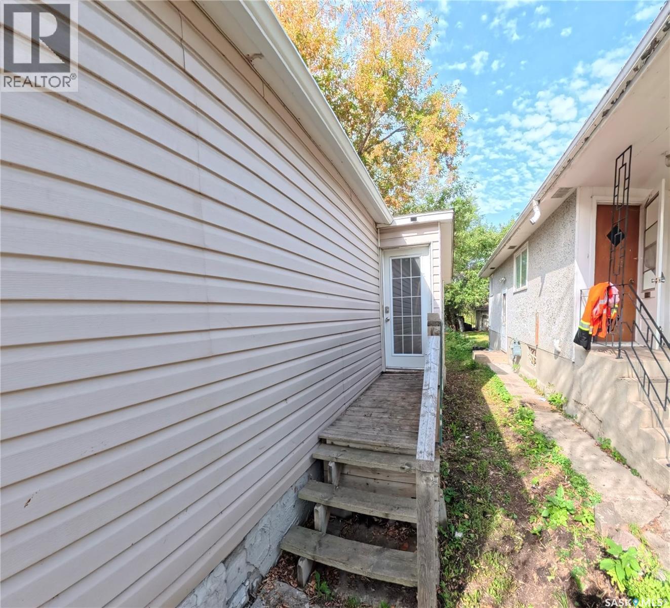 Additional image 2 of 4416 2nd Avenue N, Regina, SK, S4R0Y4