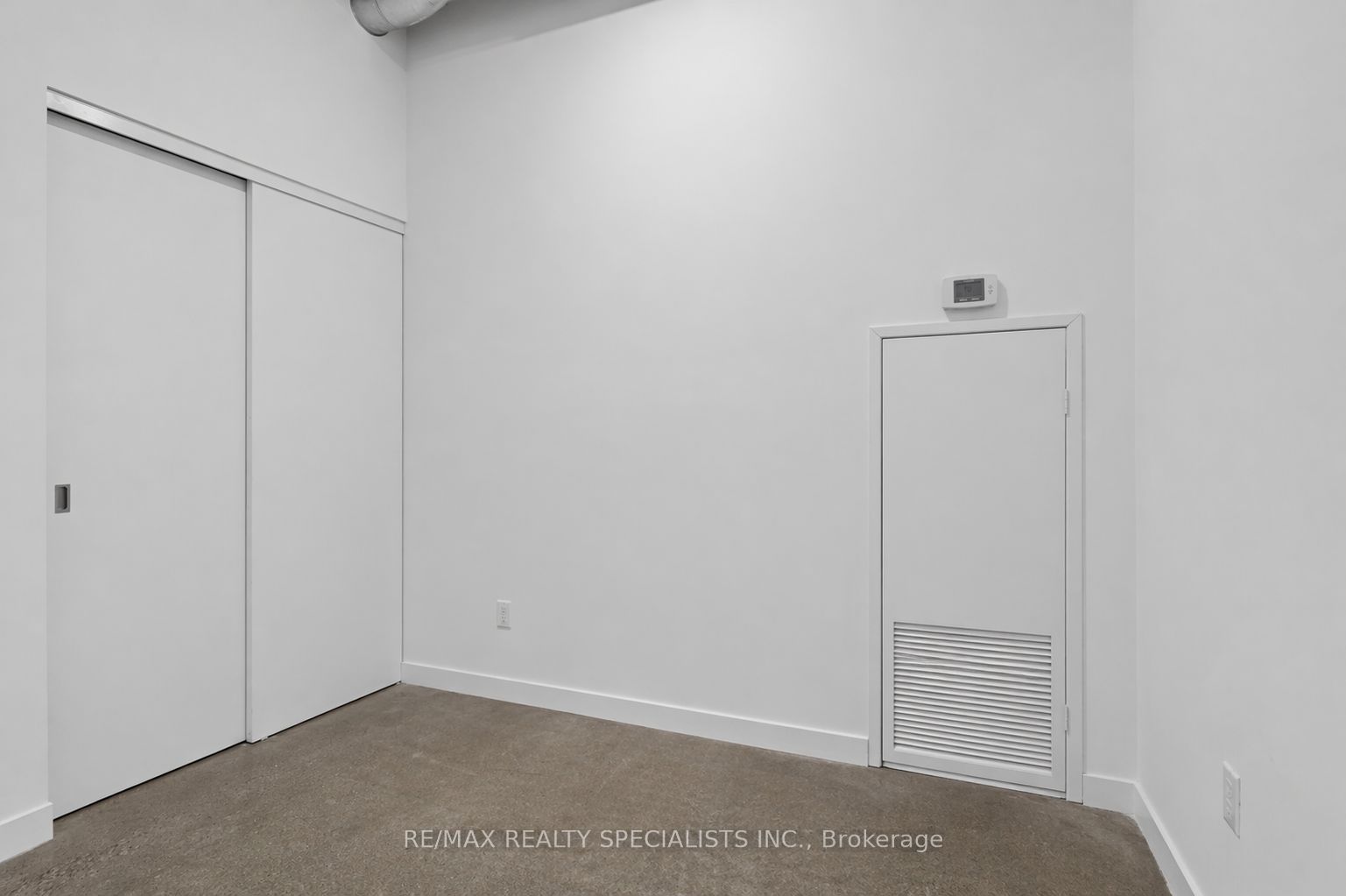 Additional image 6 of 301-569 King Street, Toronto, ON, M5A 1M5