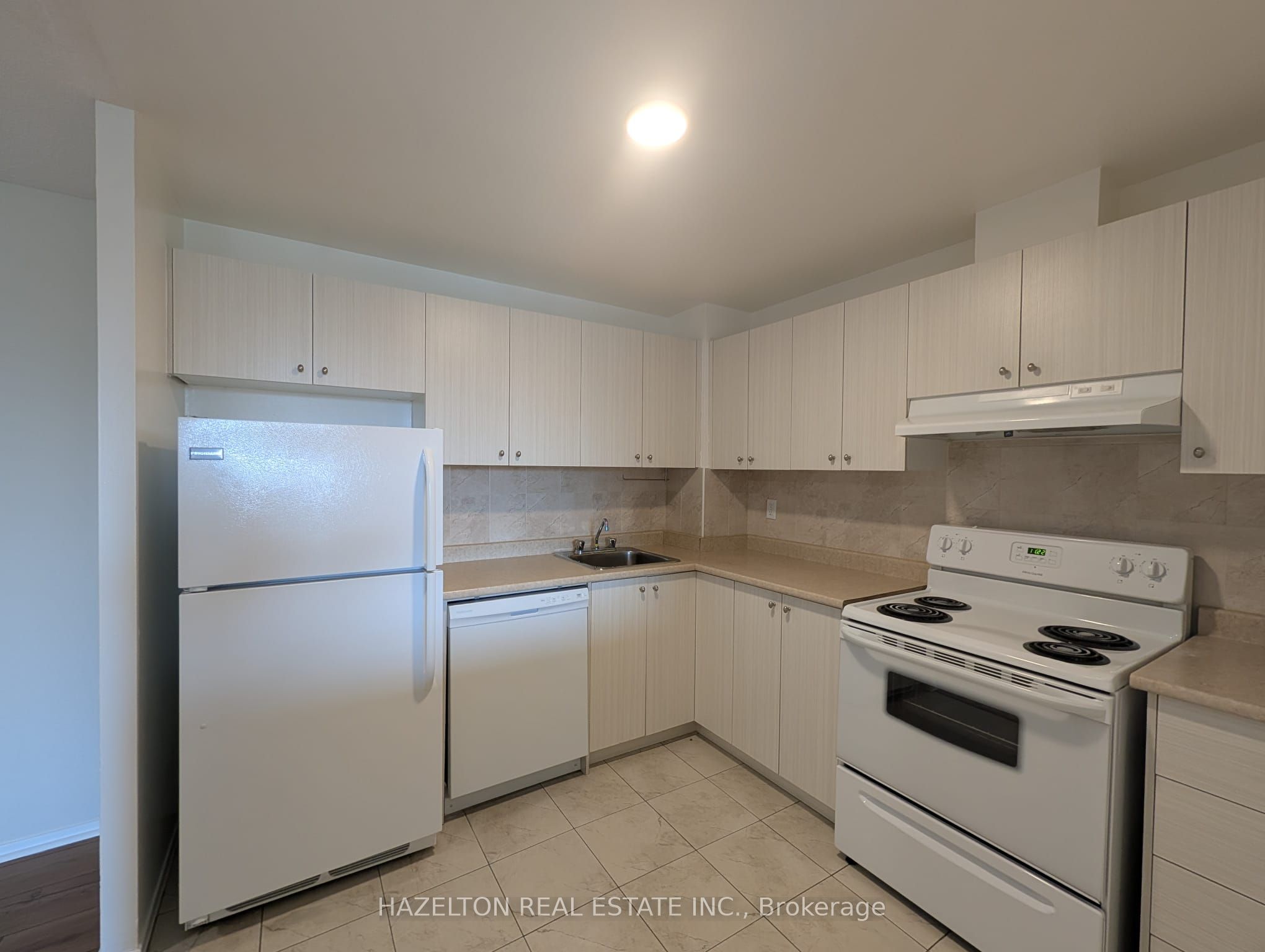 Additional image 5 of 204-6719 Glen Erin Drive, Mississauga, ON, L5N 3S6