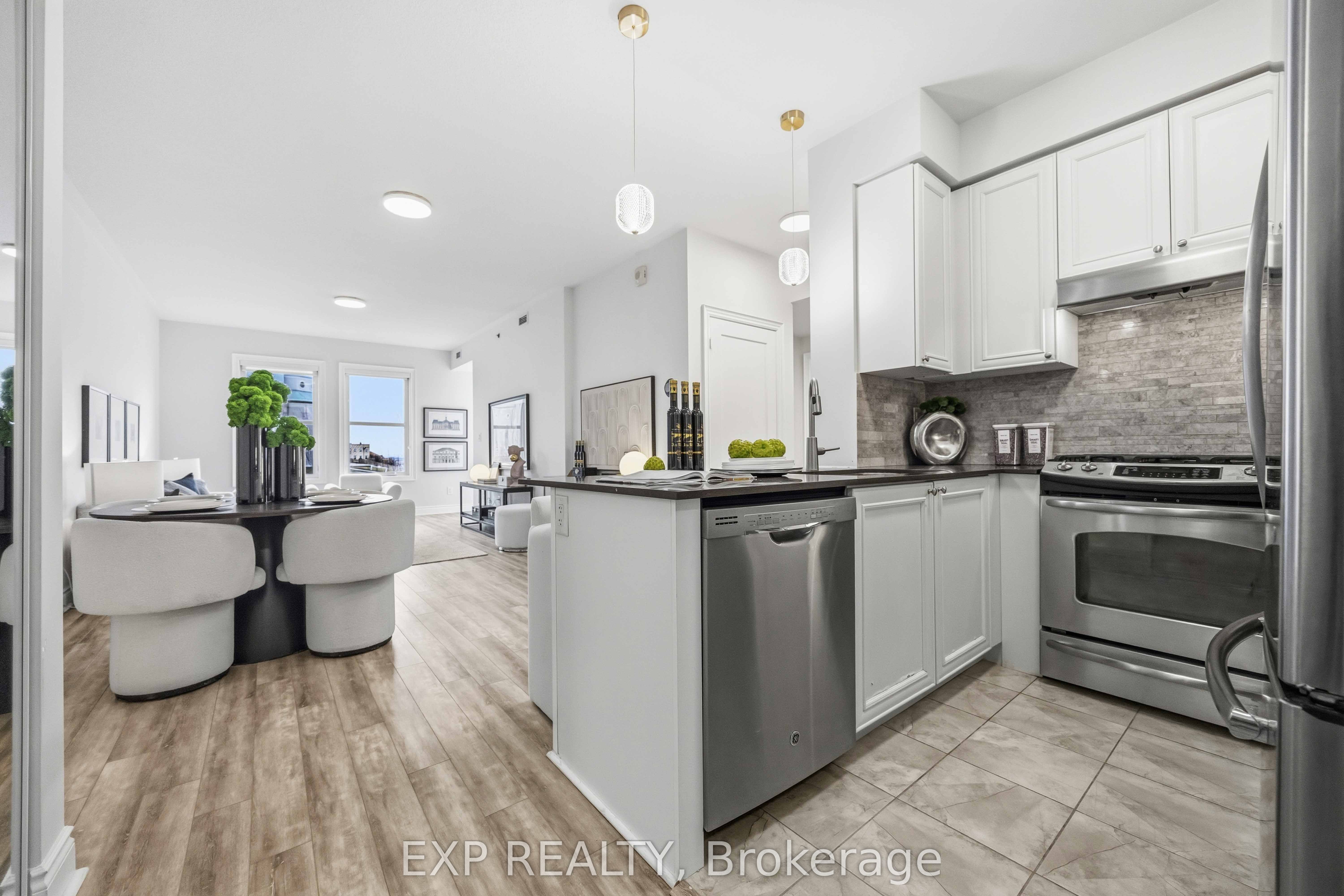 211-28 Prince Regent Street, Markham, ON, L6C 0V5