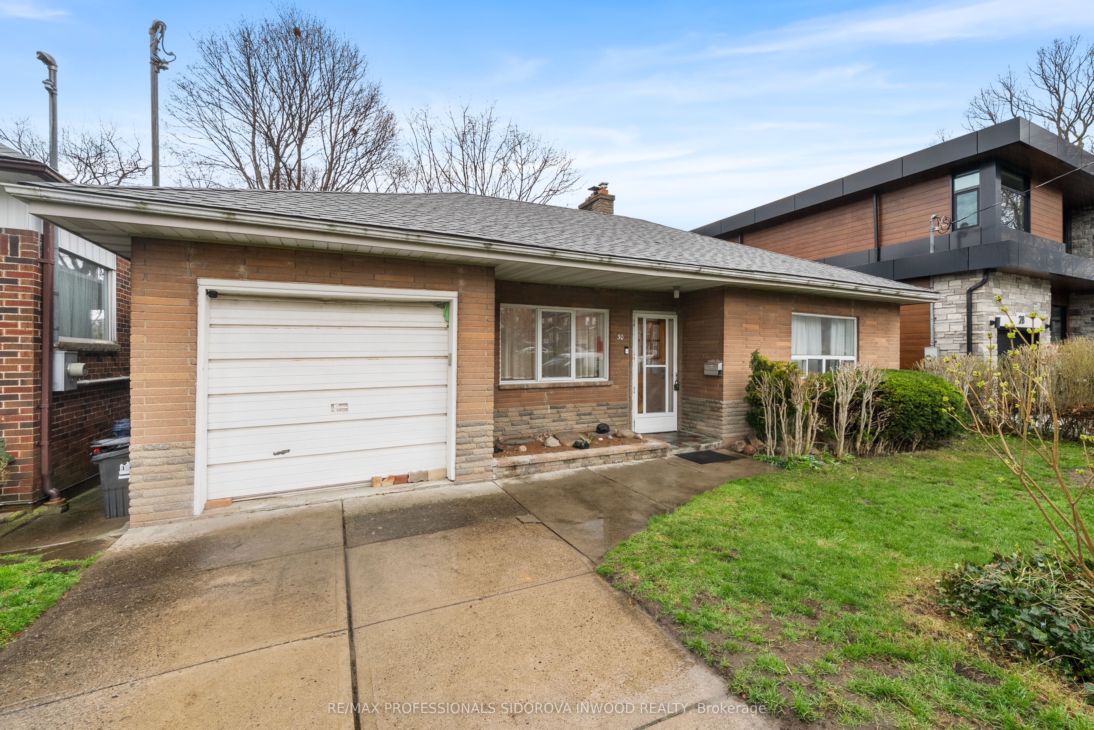 Additional image 3 of 30 Rambert Crescent, Toronto, ON, M6S 1E6