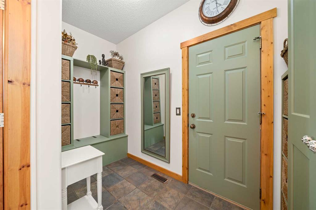 Additional image 5 of 122 Hidden Creek Heights NW, Calgary, AB, T3A 6K9