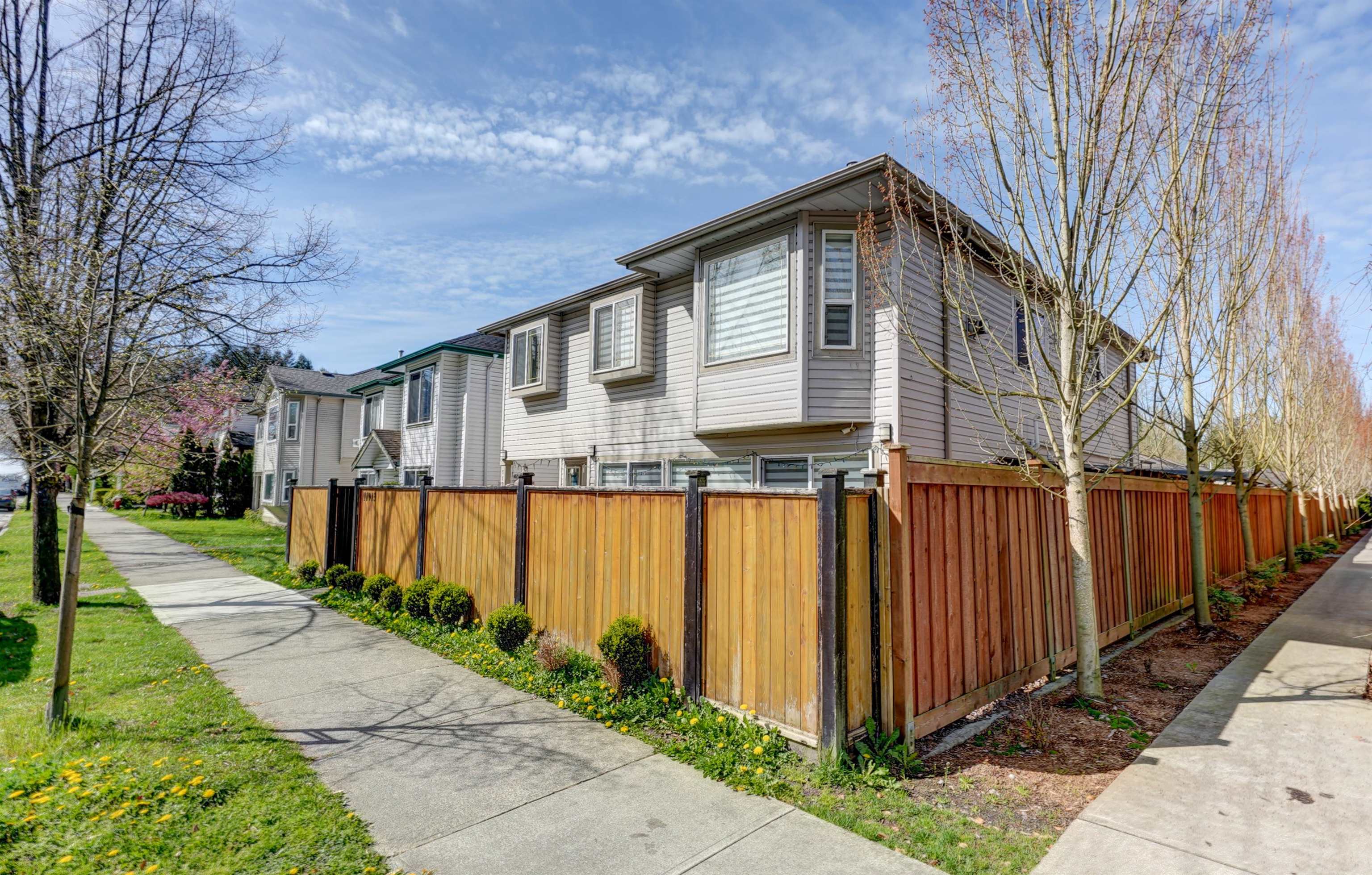 11913 240 Street, Maple Ridge, BC, V4R 1M7