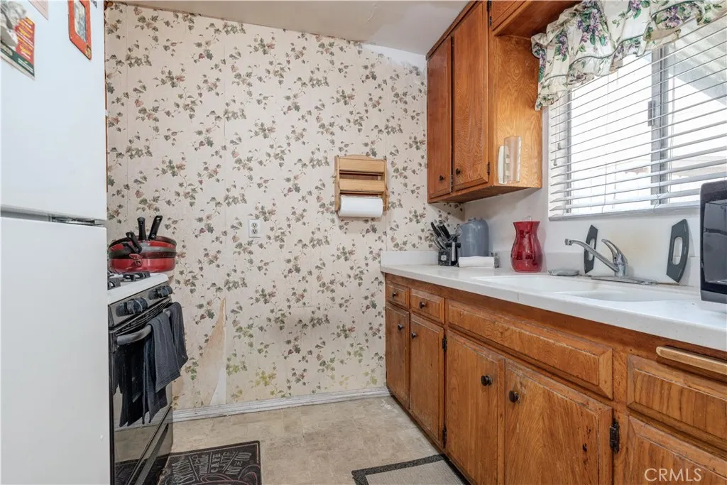 Additional image 27 of 10921 Walnut St, Los Alamitos, CA 90720