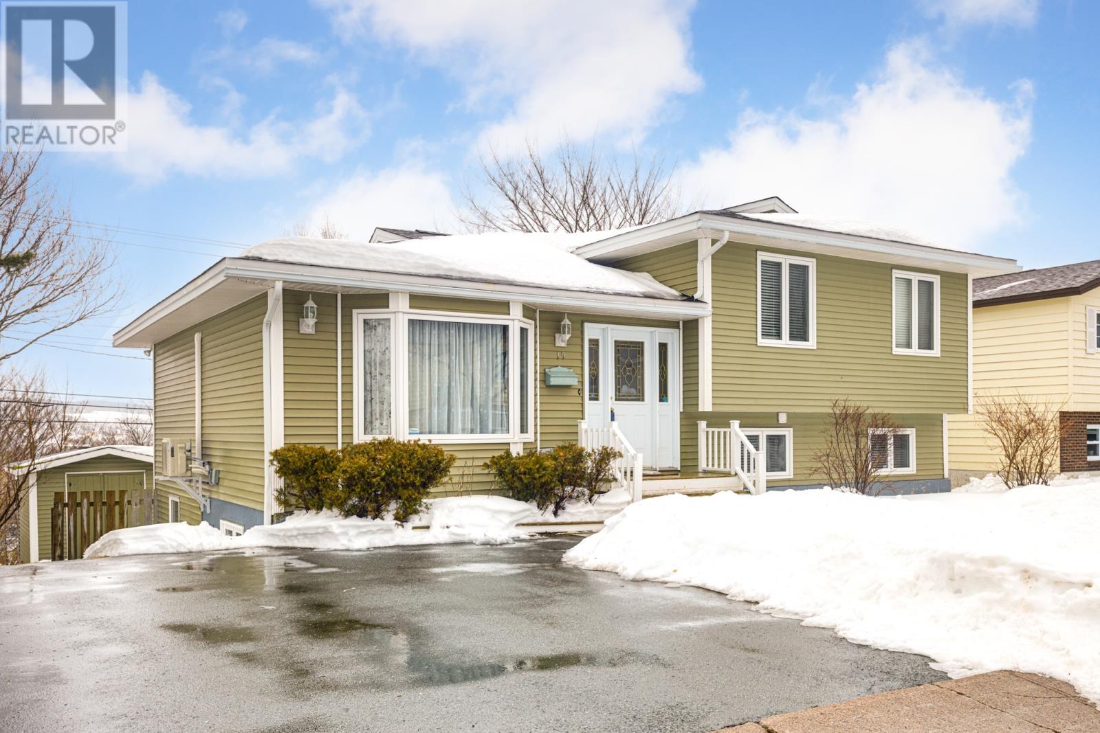 19 Mansfield Crescent, St. John's, NL, A1E5E7