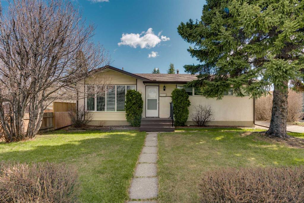 212 Westwood Drive SW, Calgary, AB, T3C 2W3