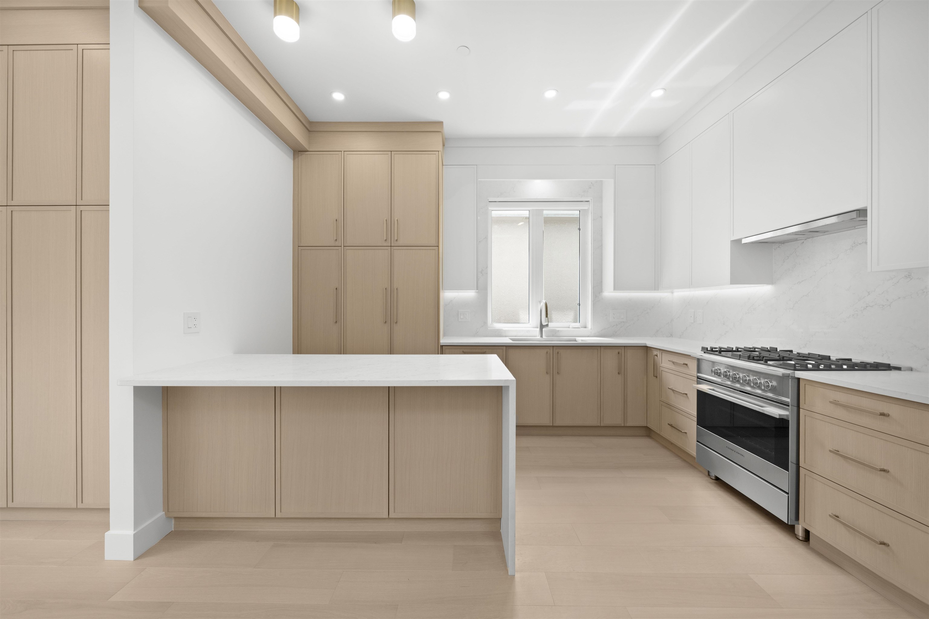Additional image 2 of 1-6461 Prince Edward Street E, Vancouver, BC, V5W 2Y3