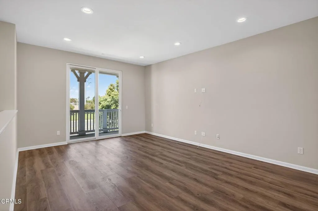 Additional image 11 of 1952 Victoria Avenue, Oxnard, CA 93035