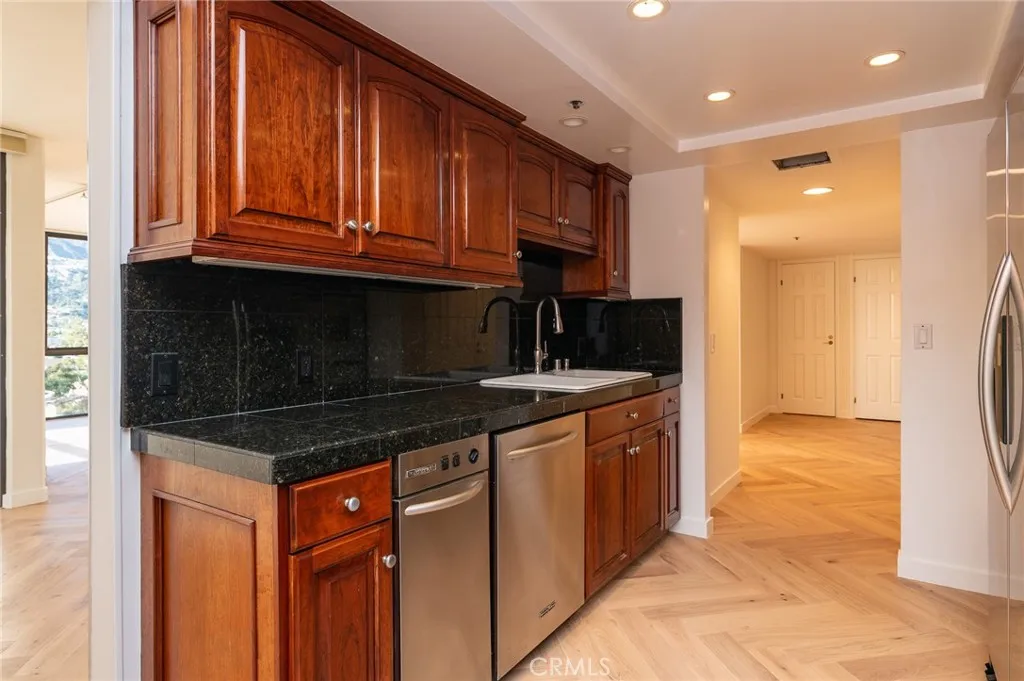 Additional image 64 of 345 Pioneer Dr Unit 905, Glendale, CA 91203