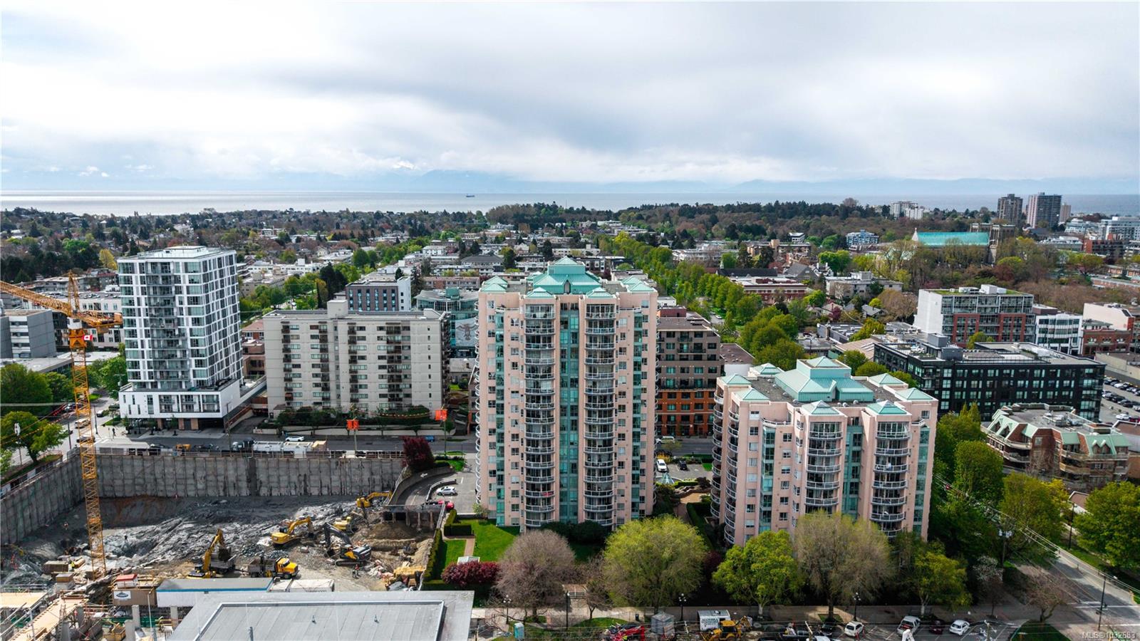 Additional image 2 of 1703-1020 View Street, Victoria, BC, V8V 4Y4