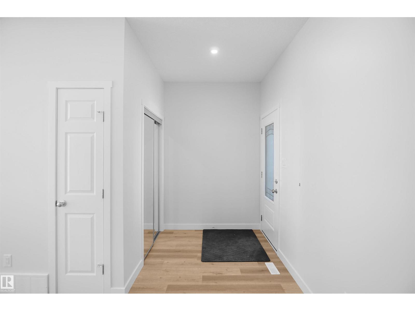 Additional image 2 of 1928 210 Street NW, Edmonton, AB, T6M1P7