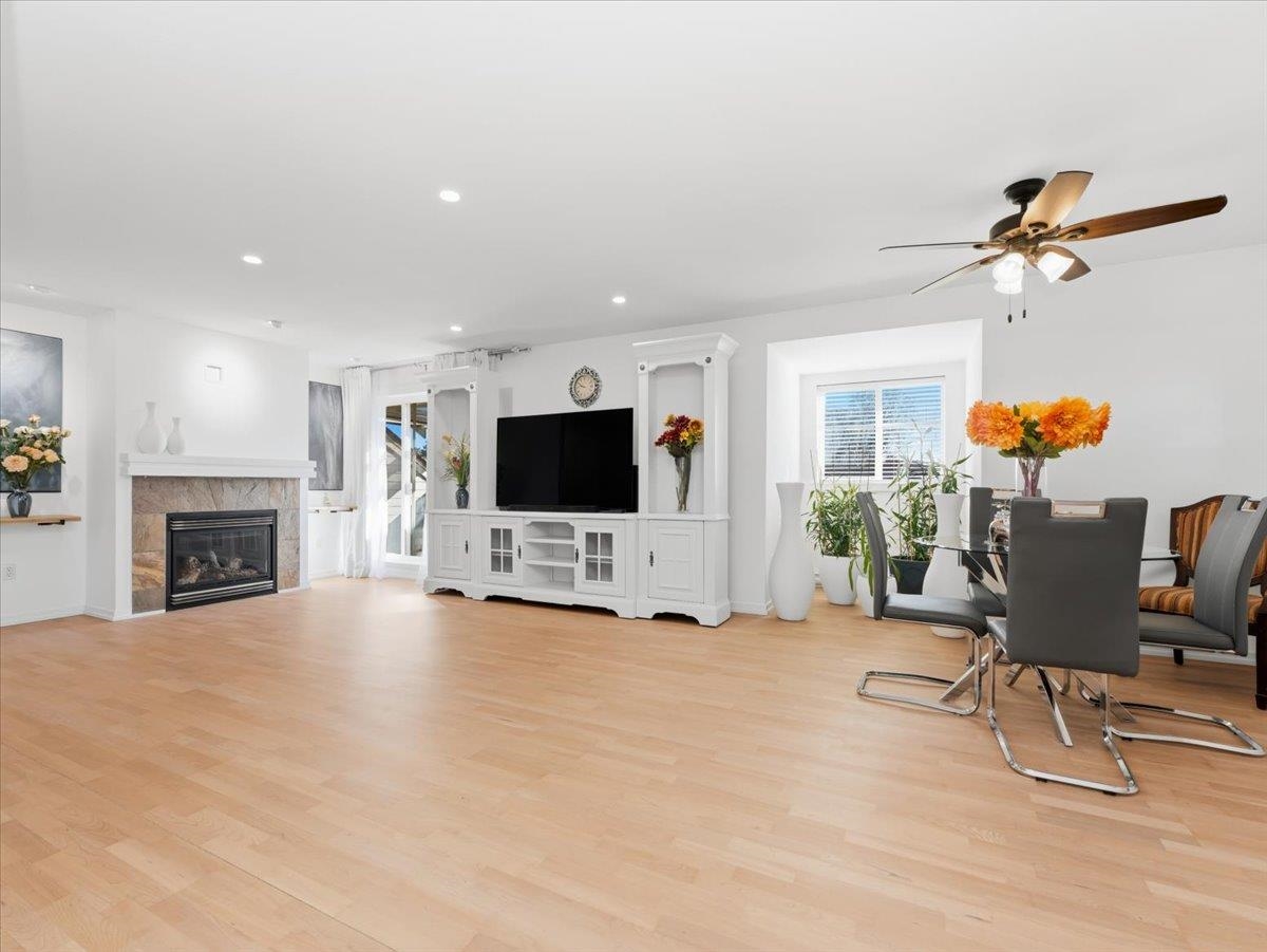 Additional image 3 of 409-15621 Marine Drive, White Rock, BC, V4B 1E1