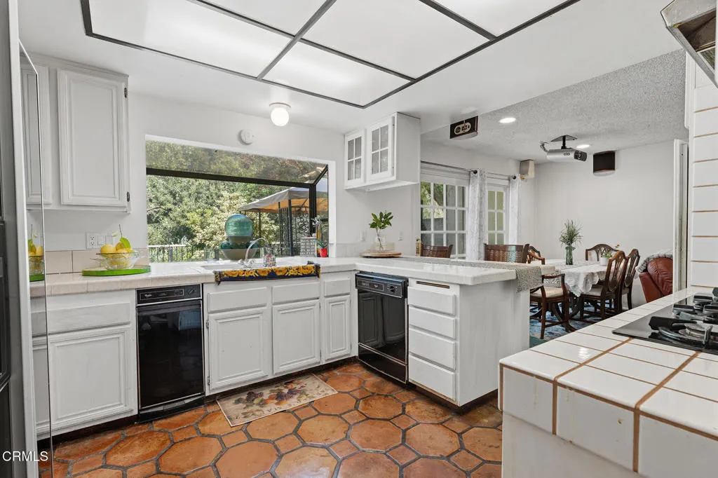 Additional image 13 of 790 N Valley Drive, Westlake Village, CA 91362