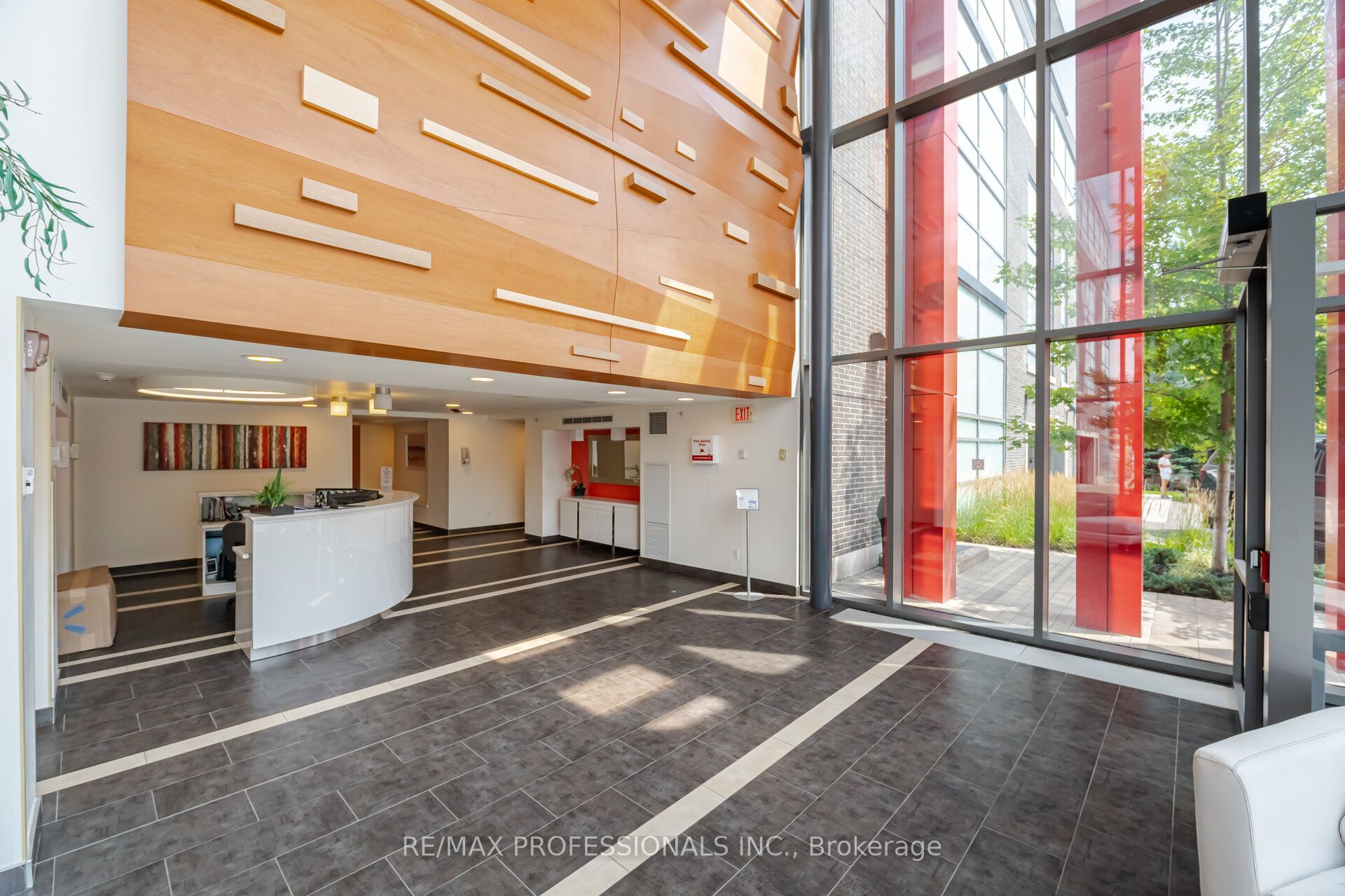Additional image 4 of 922-15 James Finlay Way, Toronto, ON, M3M 0B3