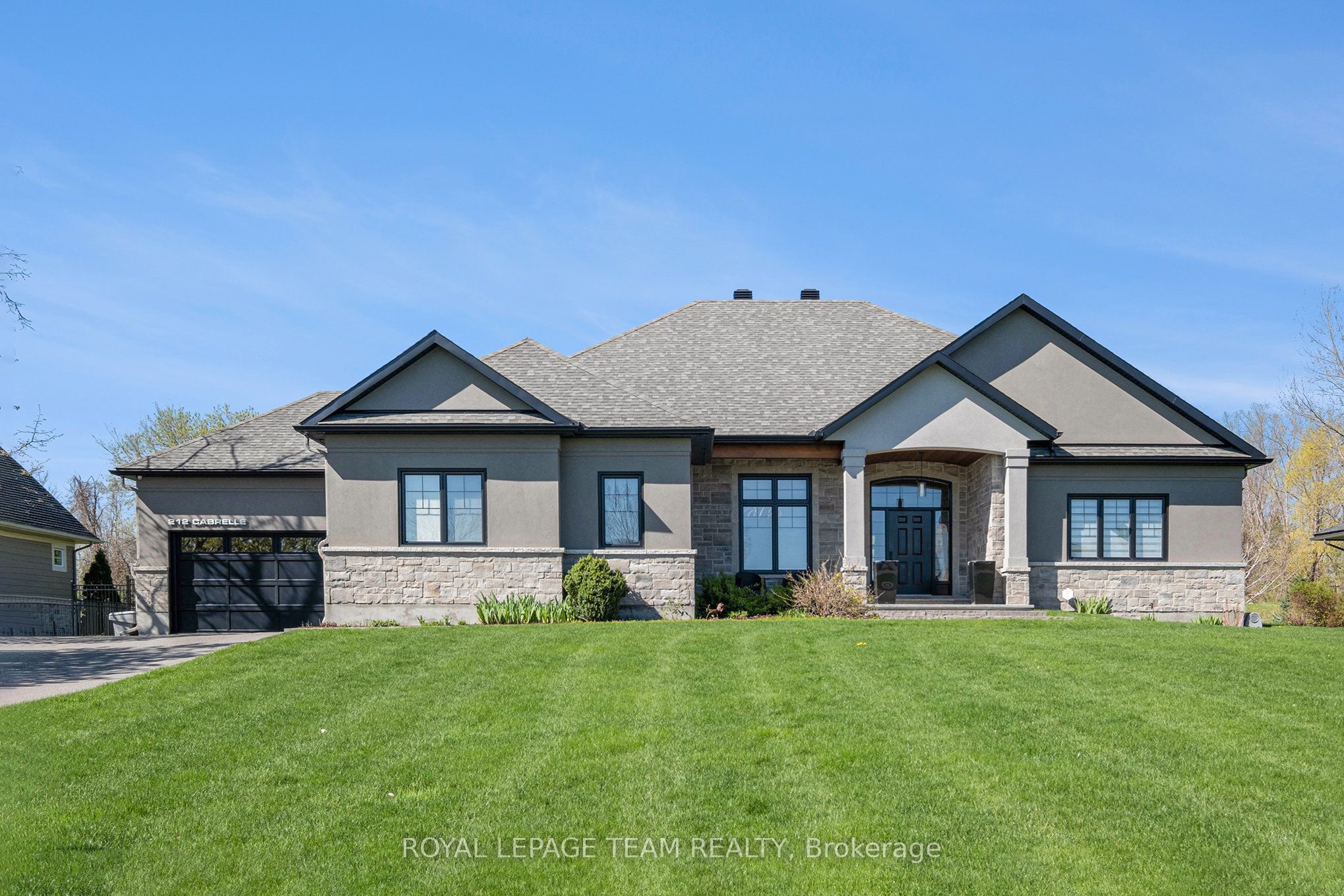 212 Cabrelle Place, Ottawa, ON, K4M 0A9
