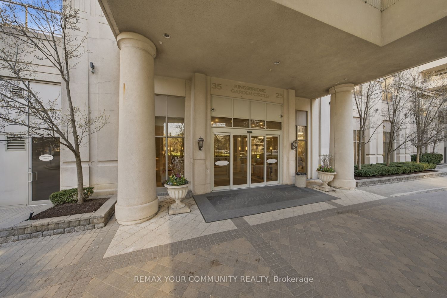 Additional image 3 of 1116-25 Kingsbridge Garden Circle, Mississauga, ON, L5R 4B1