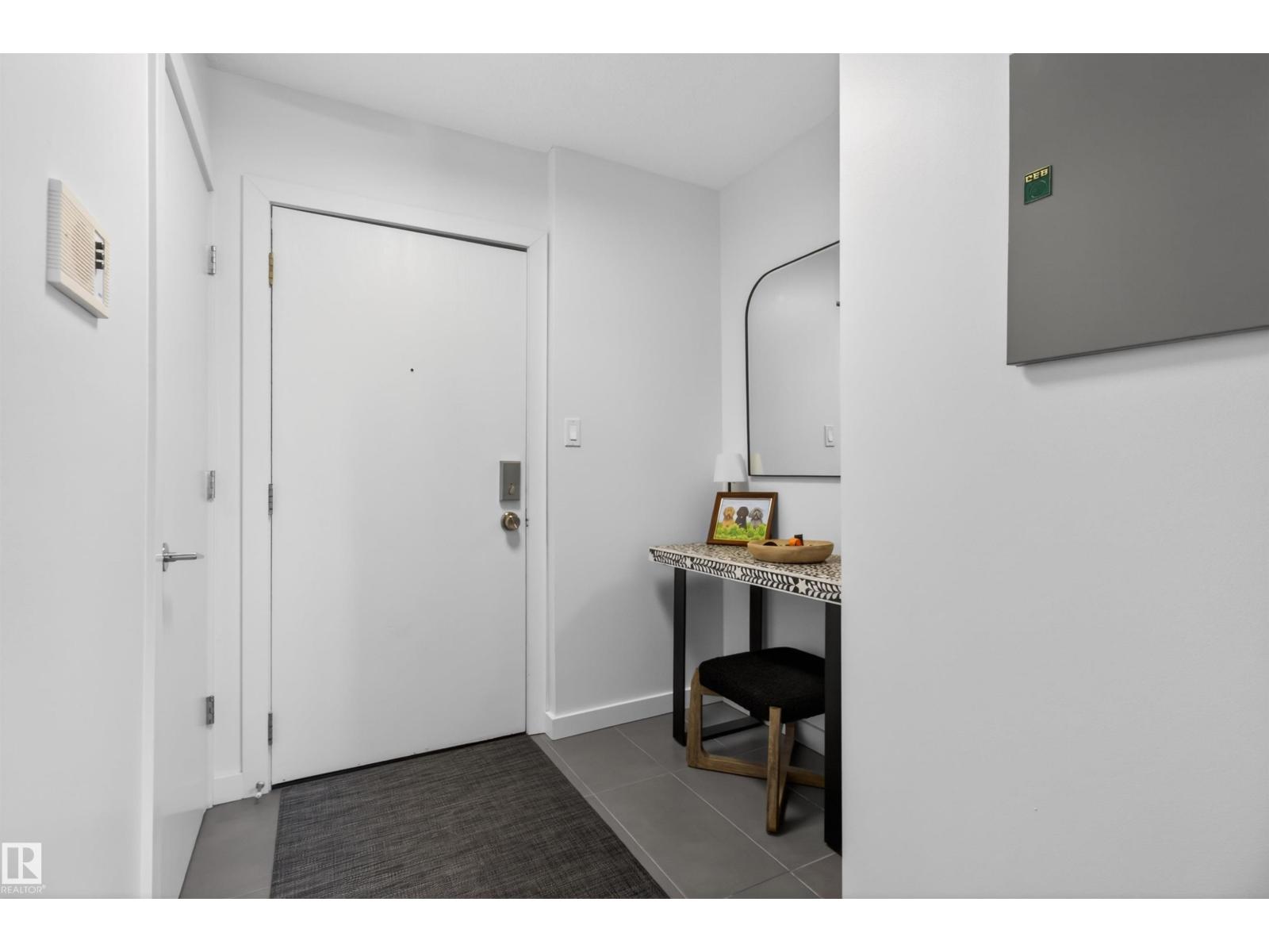 Additional image 2 of 305-10026 112 Street NW, Edmonton, AB, T5K1L9