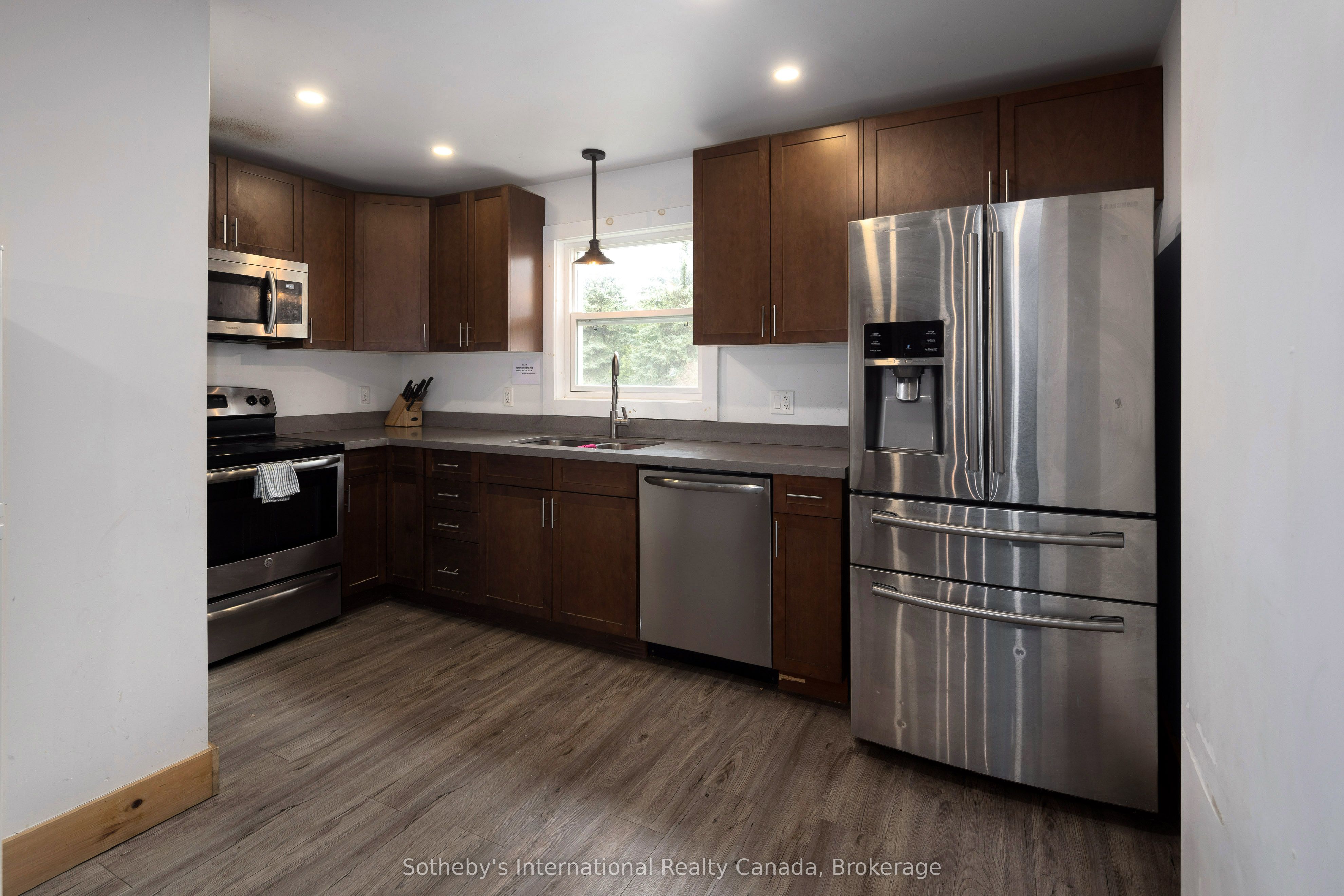 Additional image 5 of 210 Arlberg Crescent, Blue Mountains, ON, L9Y 0M1