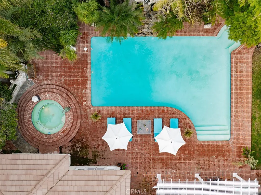 Additional image 77 of 22723 Erwin St, Woodland Hills, CA 91367