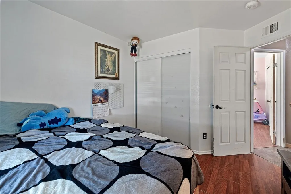 25076 Sansome St, Hemet, CA 92544 photo 5