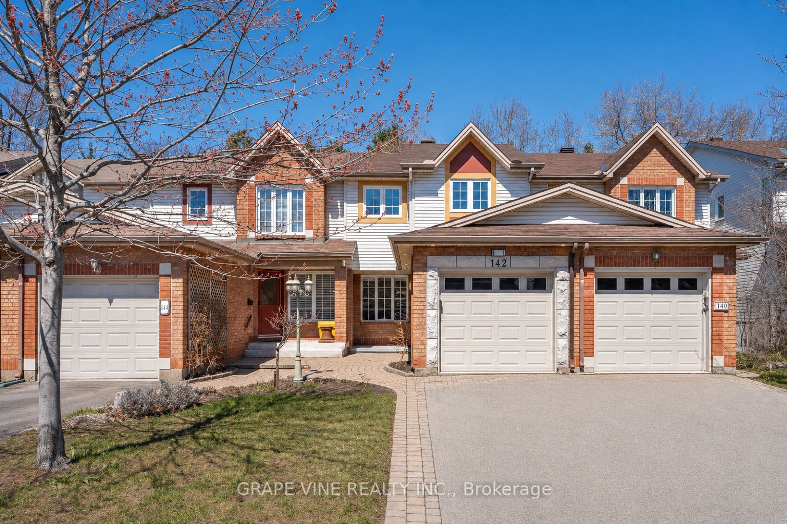 142 College Circle, Ottawa, ON, K1K 4S1