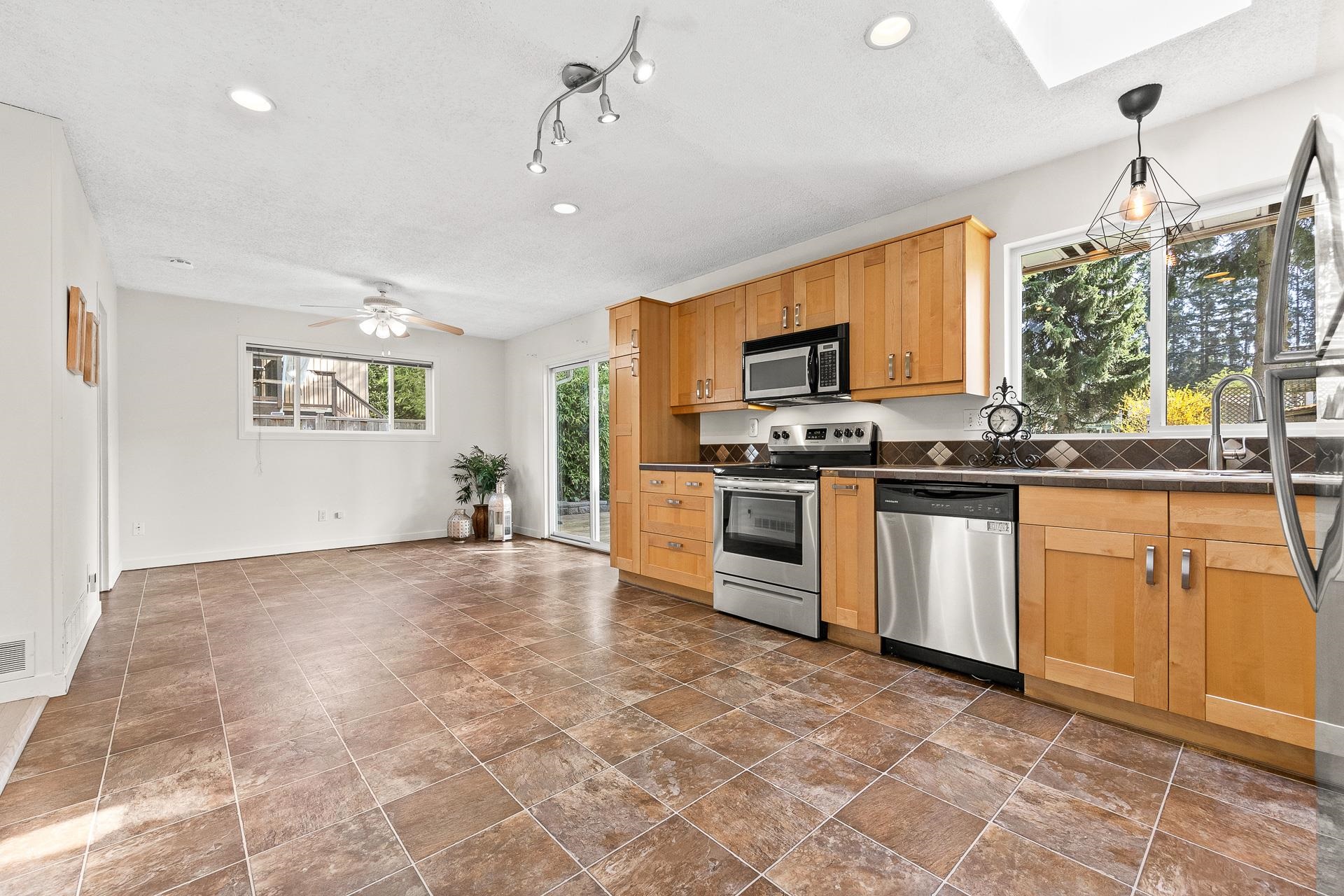 Additional image 5 of 4132 204b Street, Langley, BC, V3A 1Z8