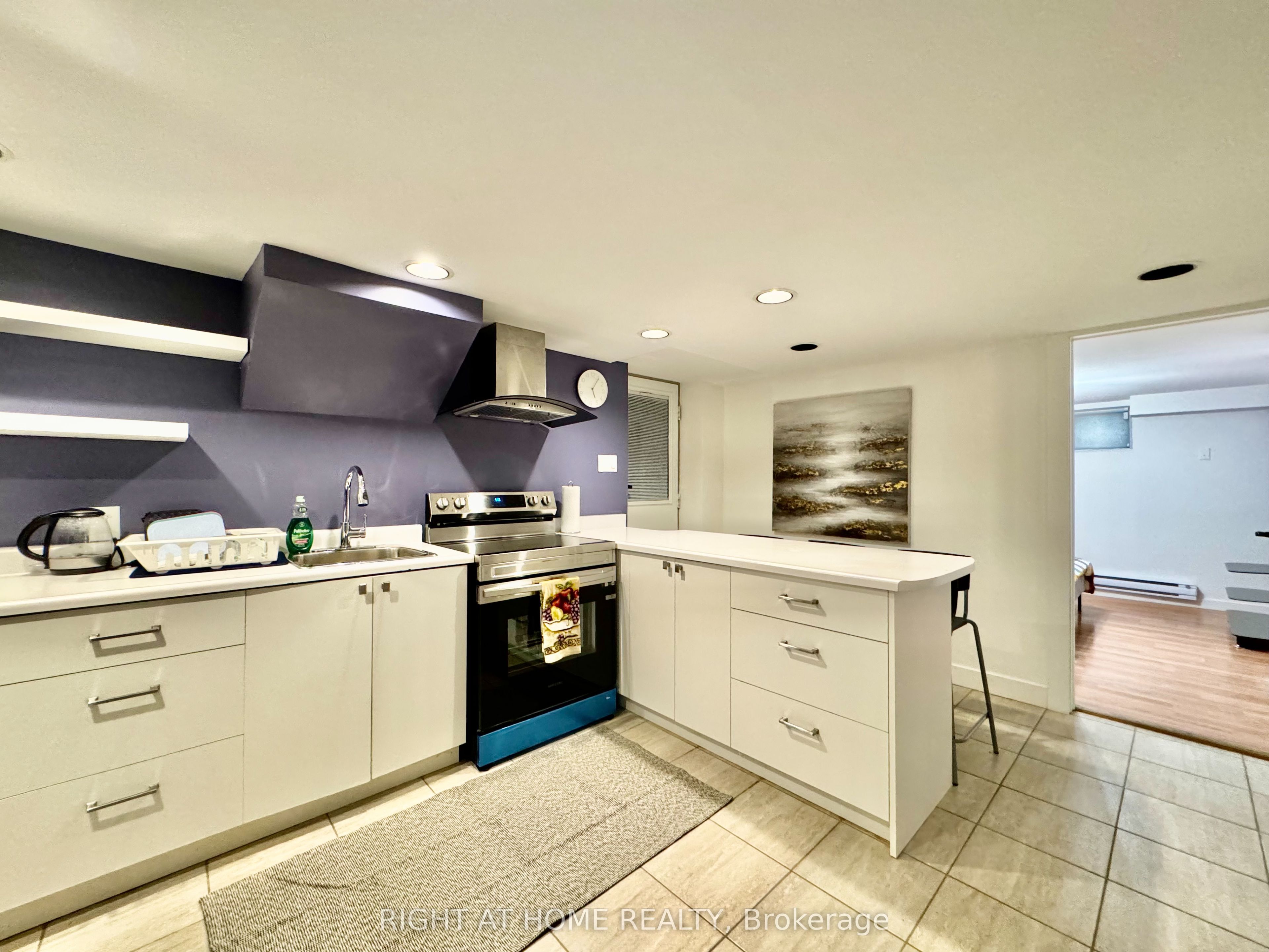 Additional image 2 of Bsmt-1196 Avenue Road, Toronto, ON, M5N 2G1