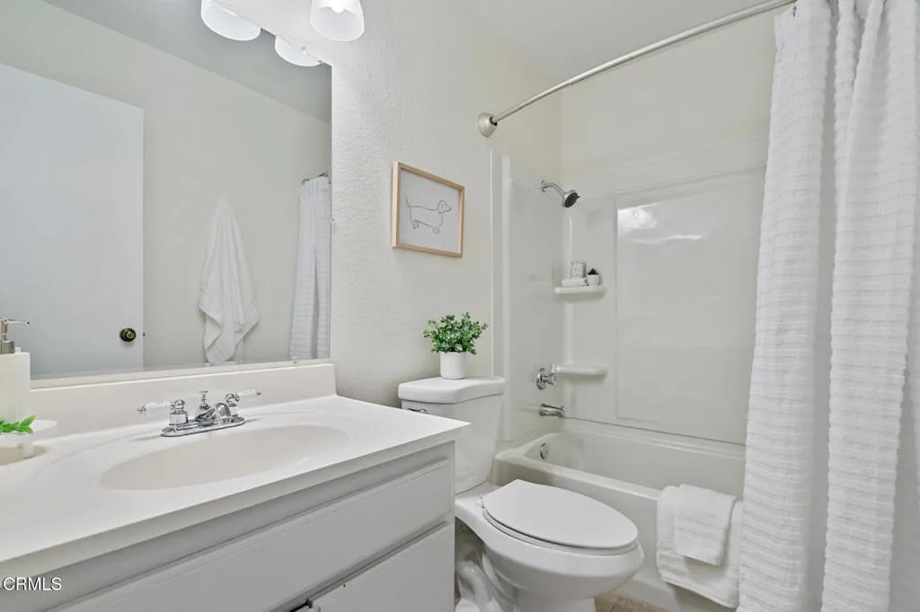 Additional image 21 of 544 E Magnolia Blvd Unit D, Burbank, CA 91501