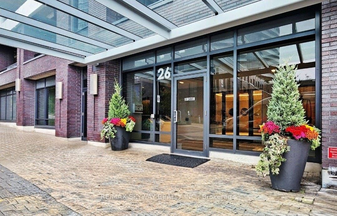 341-26 Gibbs Road, Toronto, ON, M9B 0E3