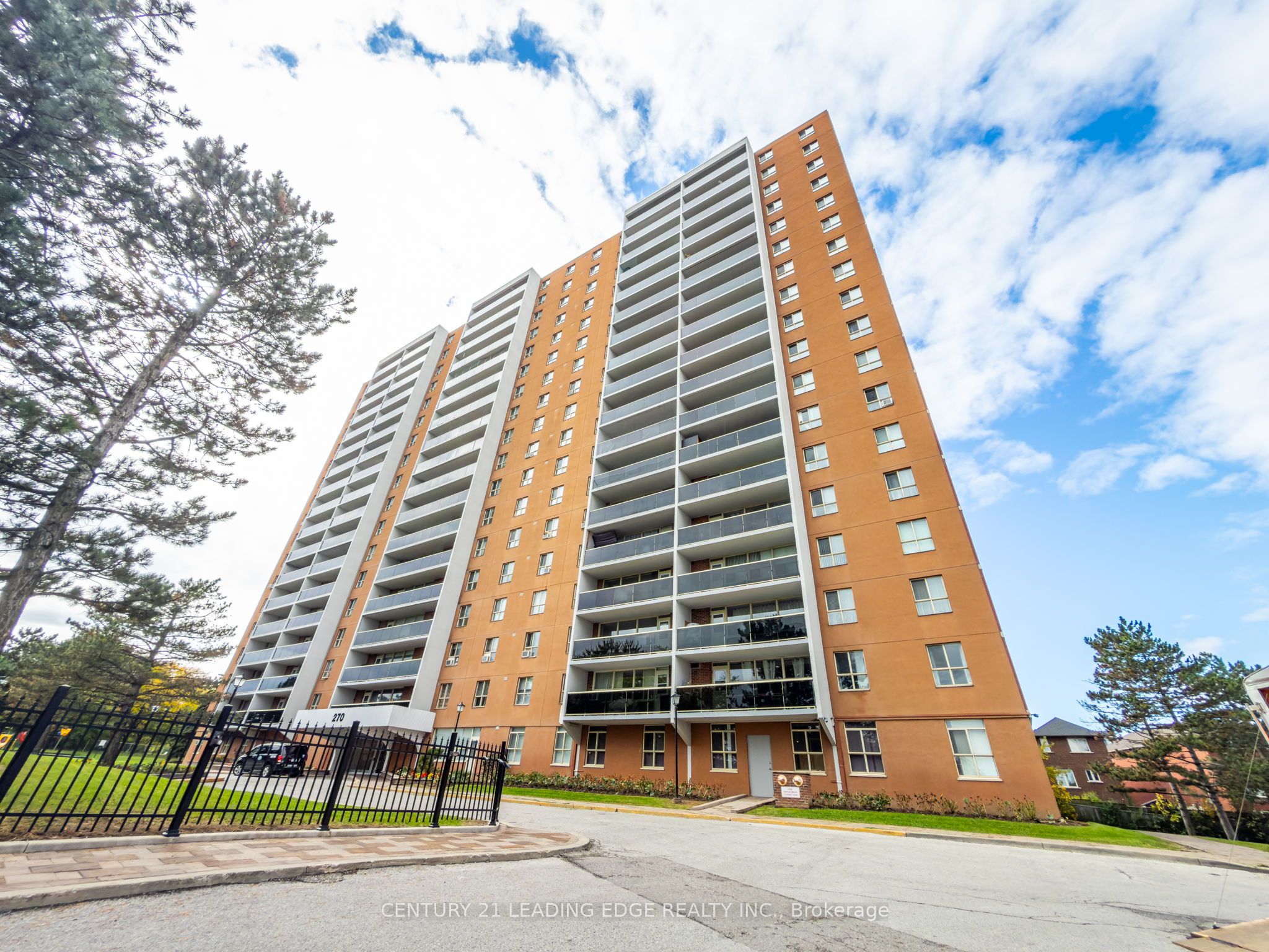 1704-270 Palmdale Drive, Toronto, ON, M1T 3N8