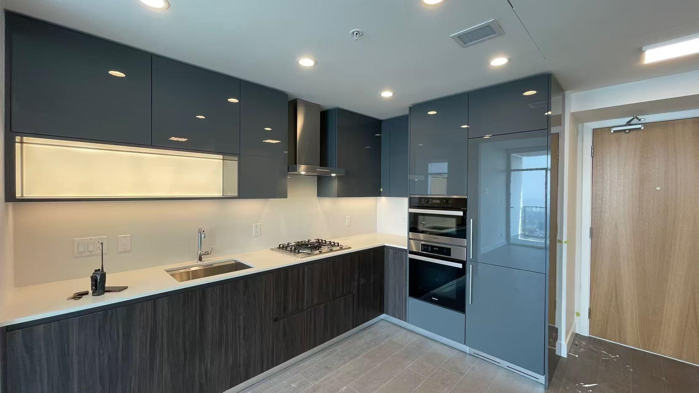 2505-6511 Sussex Avenue, Burnaby, BC, V5H 0K5