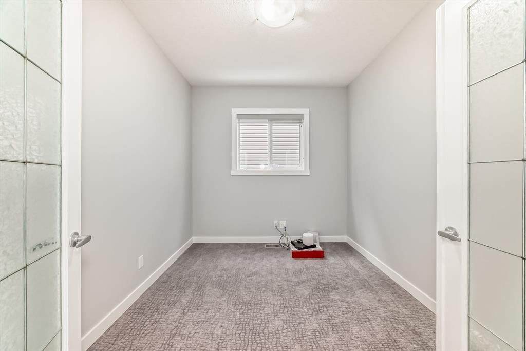 Additional image 6 of 56 Nolanhurst Crescent NW, Calgary, AB, T3R 0Z3