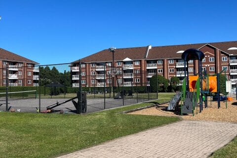Additional image 8 of 117-193 Lake Driveway N/a W, Ajax, ON, L1S 7H8