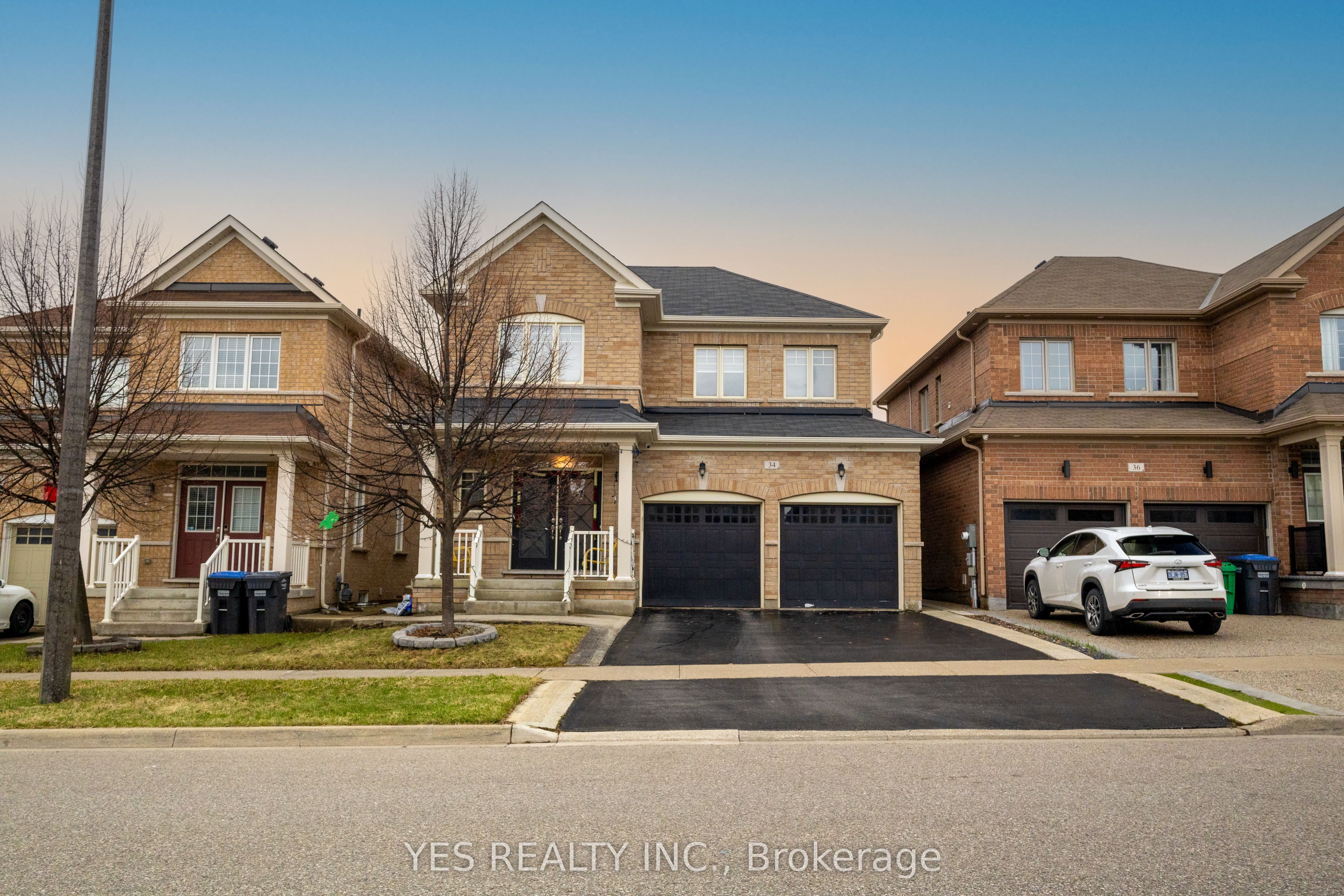 34 Newhouse Boulevard, Caledon, ON, L7C 4A1