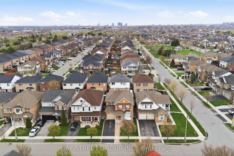 Additional image 8 of 4 Decker Hollow Circle, Brampton, ON, L6X 0L1