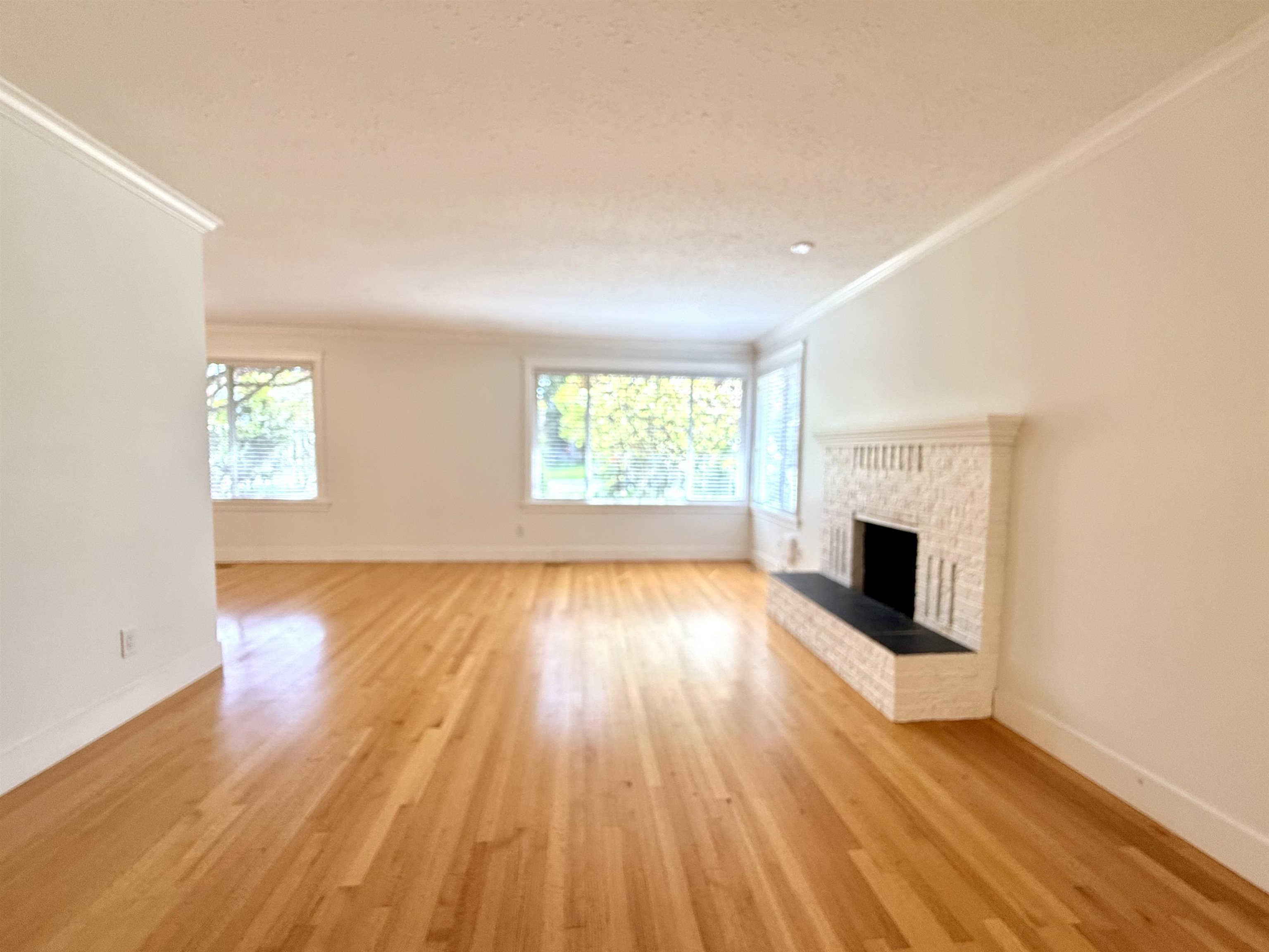Additional image 4 of 15457 Poplar Drive, Surrey, BC, V4A 5J7