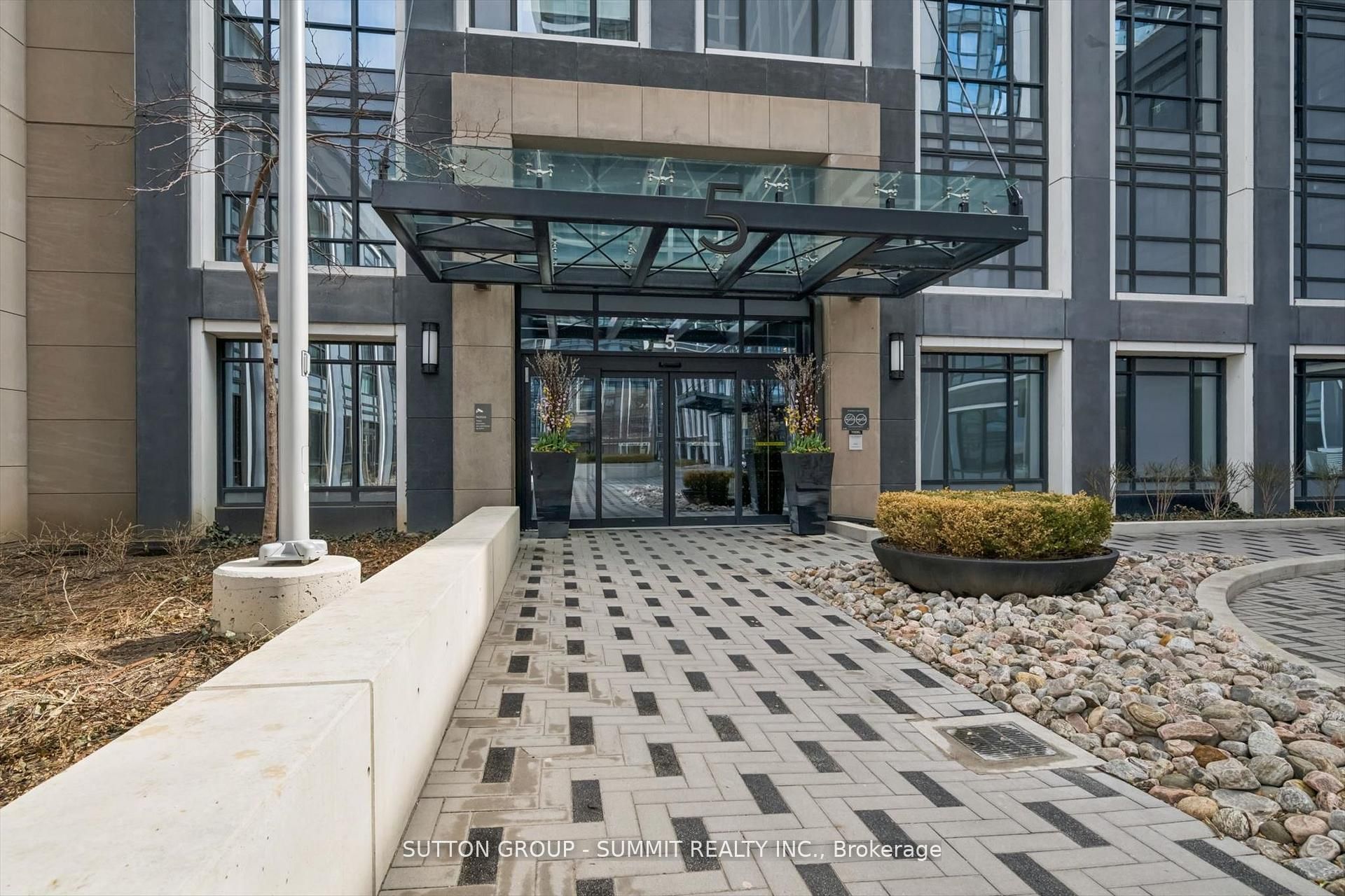 Additional image 2 of 1429-5 Mabelle Avenue, Toronto, ON, M9A 0C8