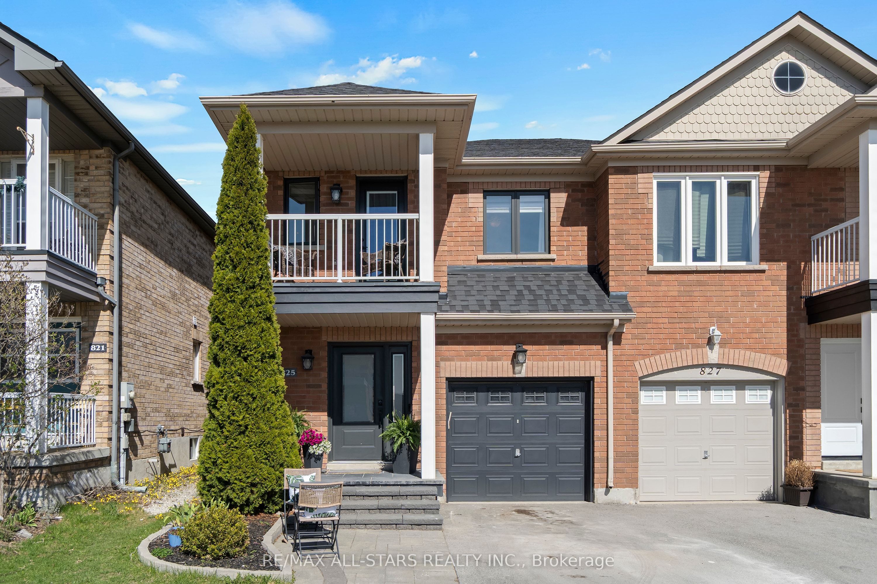 825 Joe Persechini Drive, Newmarket, ON, L3X 2T7