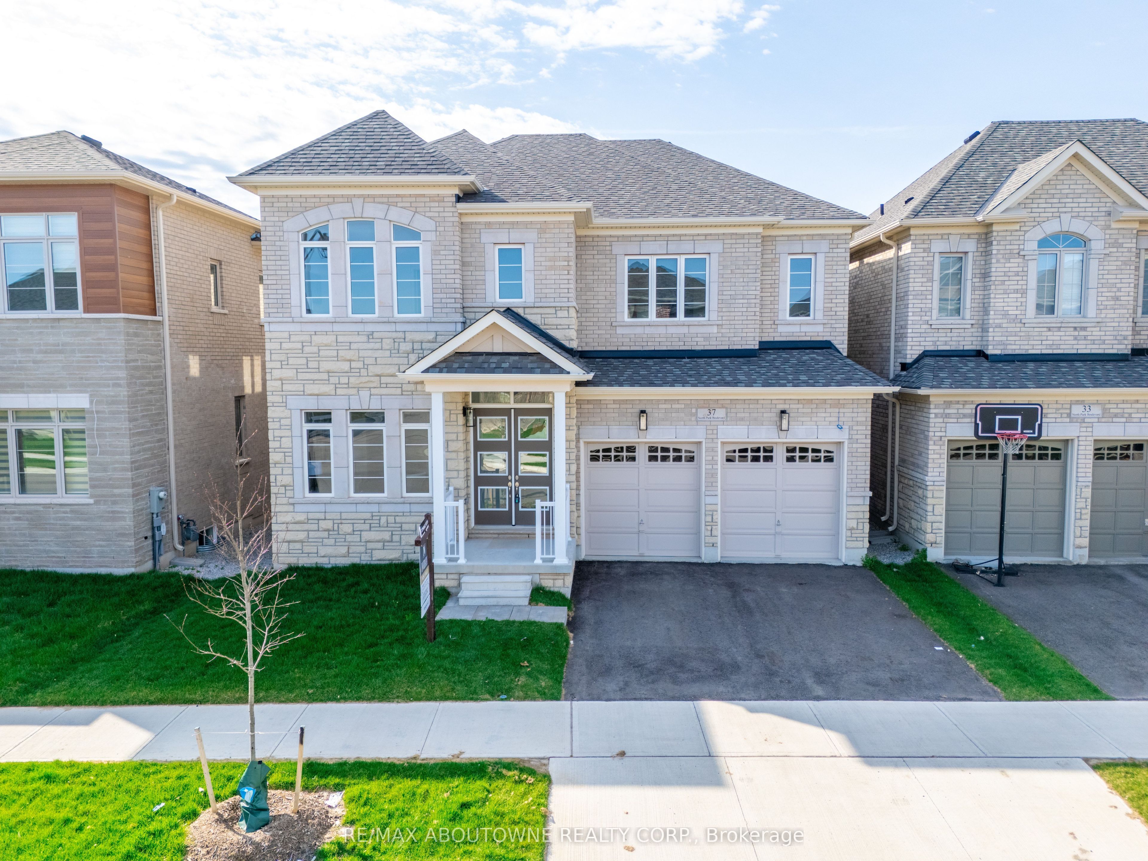 Additional image 3 of 37 North Park Boulevard, Oakville, ON, L6M 0W8