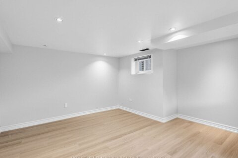 Additional image 8 of Lower-41 Binswood Avenue, Toronto, ON, M4C 3N6