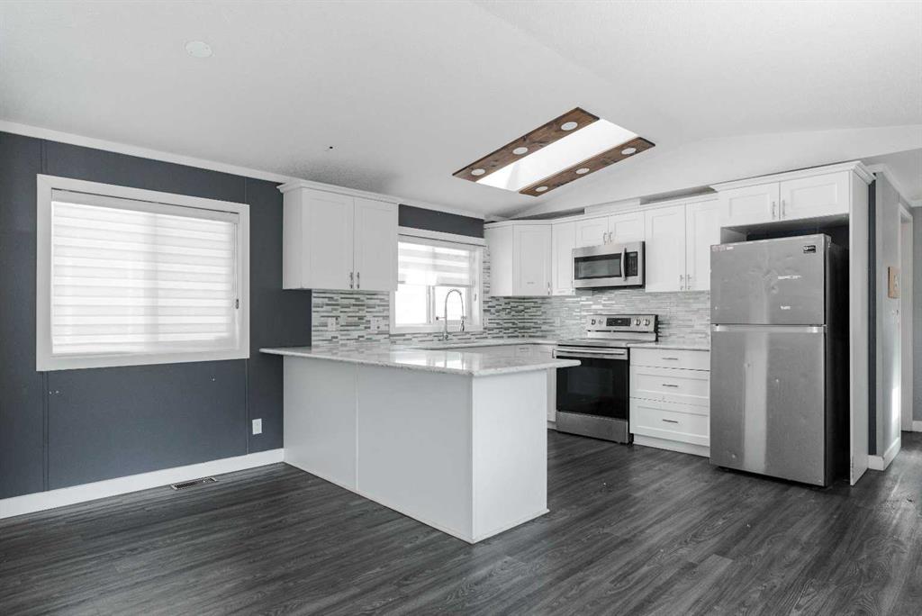 Additional image 2 of 216 Harpe Way, Fort Mcmurray, AB, T9K2K8