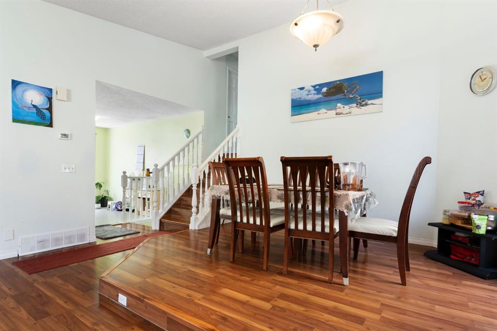 Additional image 5 of 8 Hawkfield Crescent NW, Calgary, AB, T3G 1Z5